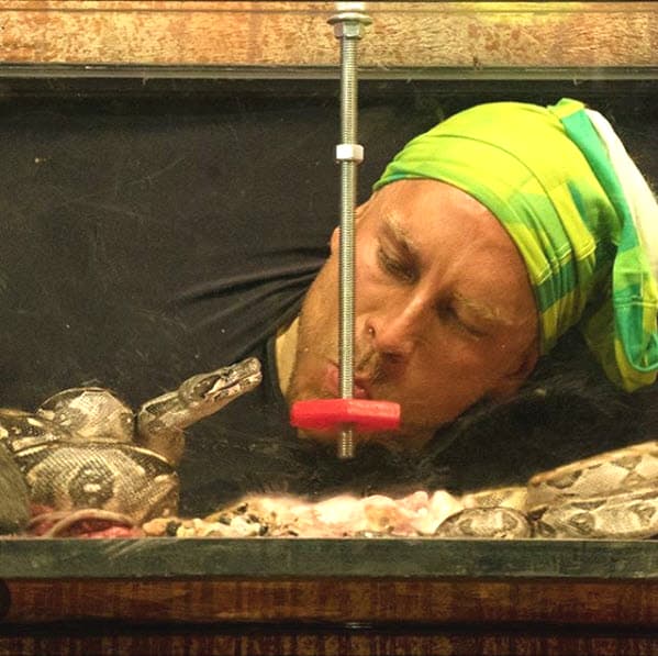 Salvador Zerboni fue eliminado por Carlos y se sintió traicionado por él. Desde su salida no se ha hecho presente en las redes sociales, pues podría regresar a la competencia.