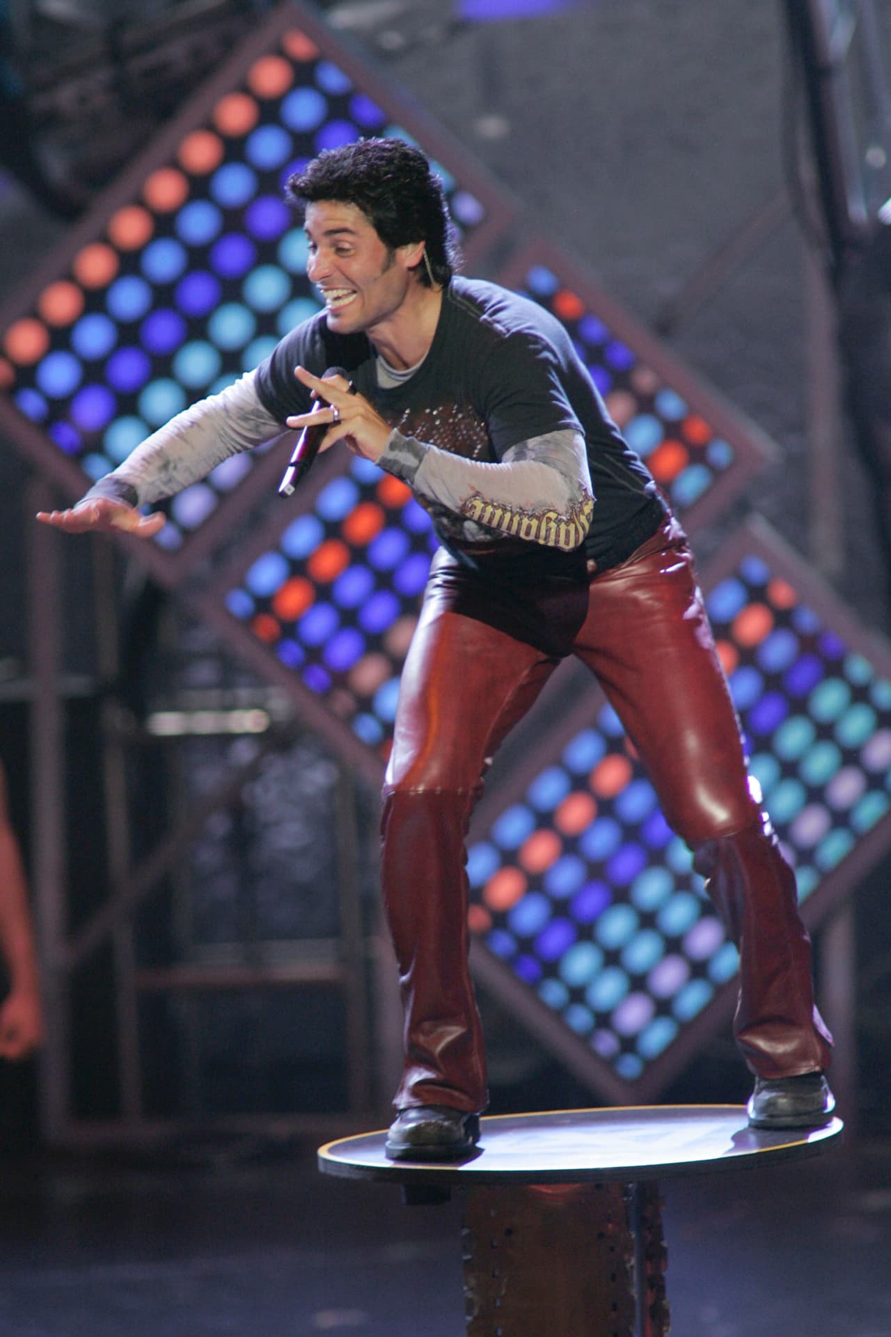 Directamente desde Puerto Rico tenemos a 
<b>Chayanne</b>.