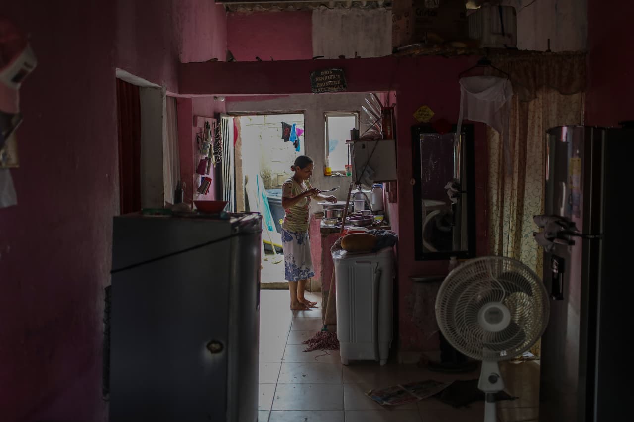 Ana Luz Ortega en su cocina en la Ciudad de las Mujeres.