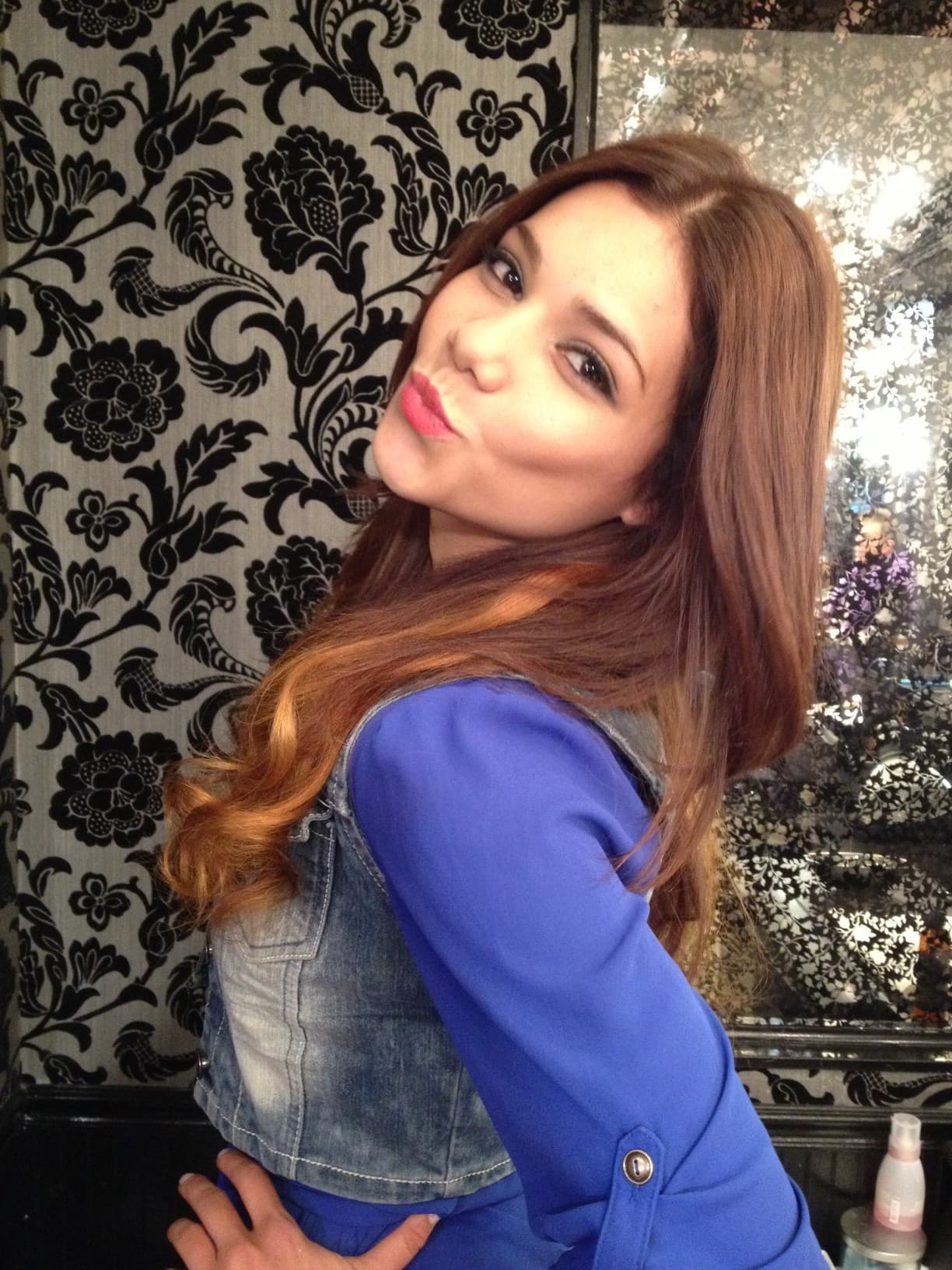 La mexicana de 24 años logró llegar a la gran final de la séptima temporada, de su participación recuerda ser la calladita del grupo. Regresa a NBL VIP porque se quedó con las ganas de haber dado el 100%. Ahora se deselvuelve mejor y se siente mucho más segura de sus talentos y capacidades. Quiere ser productora de TV, escritora y actriz. Es triatleta y bloguera.