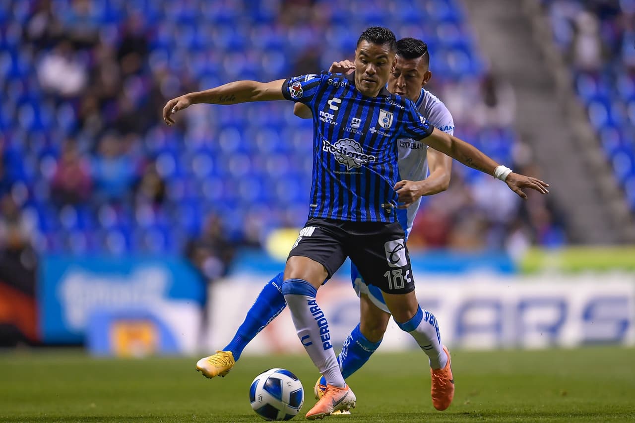 Pablo Barrera fue por mucho el mejor elemento de Querétaro gracias a su velocidad y habilidad para llevar el juego hacia las bandas.