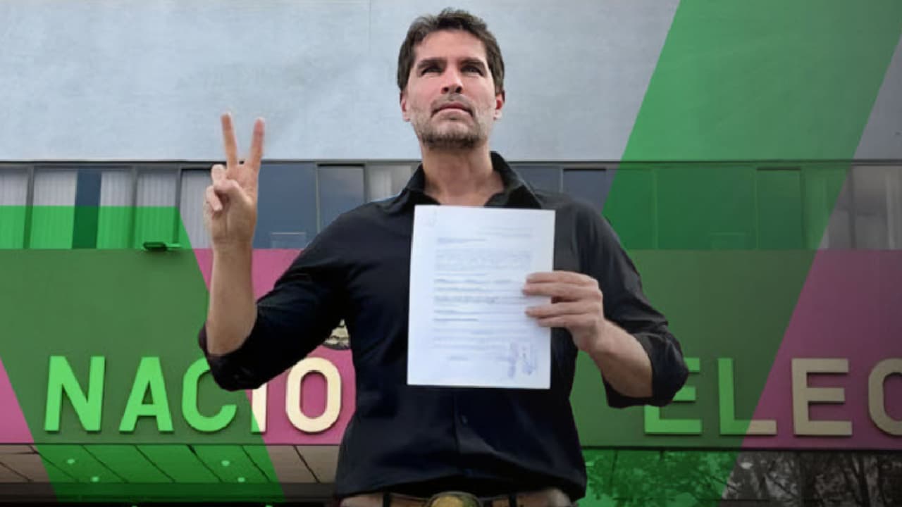 Eduardo Verástegui se registra como candidato independiente para buscar la presidencia de México