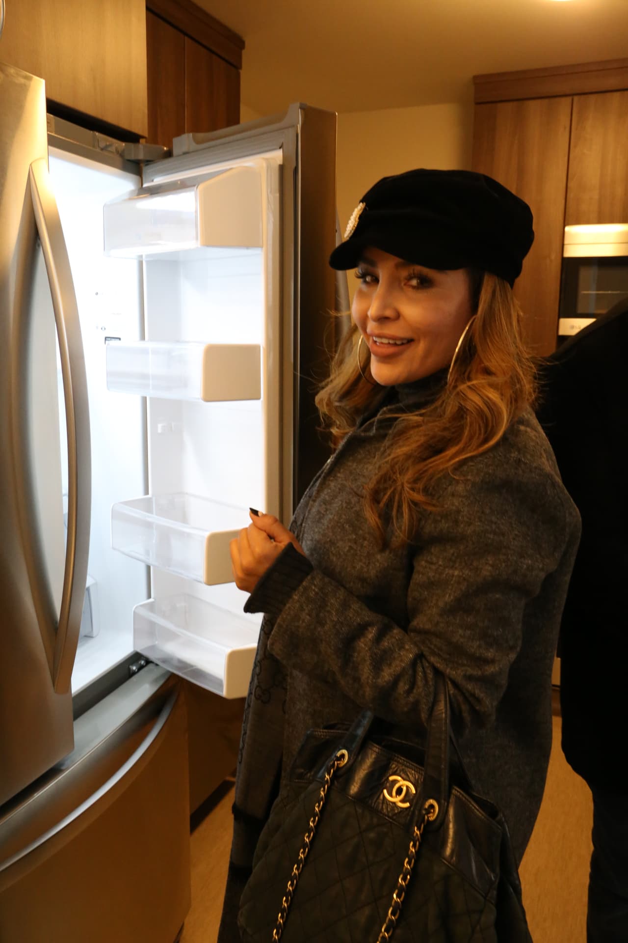 Como pueden ver, estos apartamentos tiene de todo y cada familia recibe 
<b>$100 a la semana para su despensa</b>.
<br>
<br>
<b>DONA AQUÍ: <a href="http://bit.ly/UnidosConStJude" target="_blank">bit.ly/UnidosConStJude</a></b>