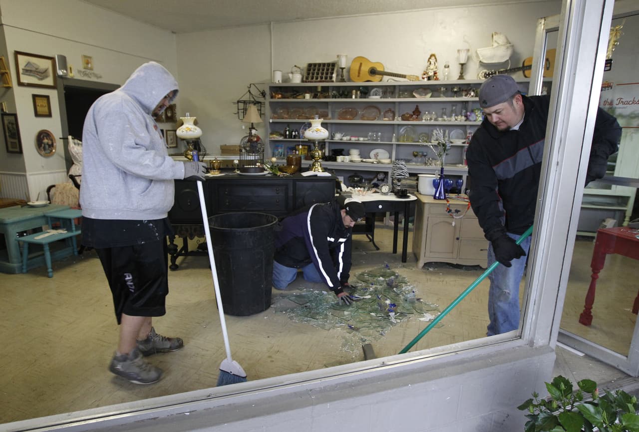 Siniestro dejó más de 160 heridos y al menos 500 casas y escuelas fueron destruidas en un área de 37 cuadras alrededor