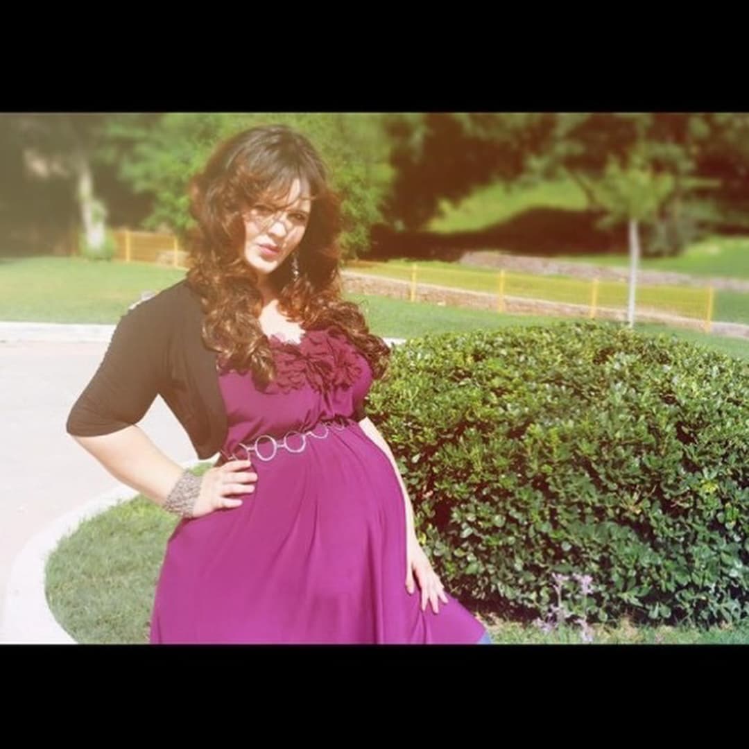 Así posó la también cantante para esta sesión fotográfica mientras esperaba a convertirse en madre por segunda ocasión.