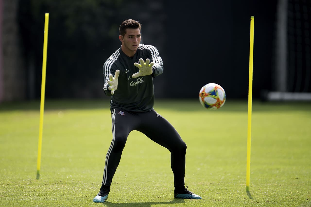 Once jugadores del Tri no darán la edad para Tokyo 2021