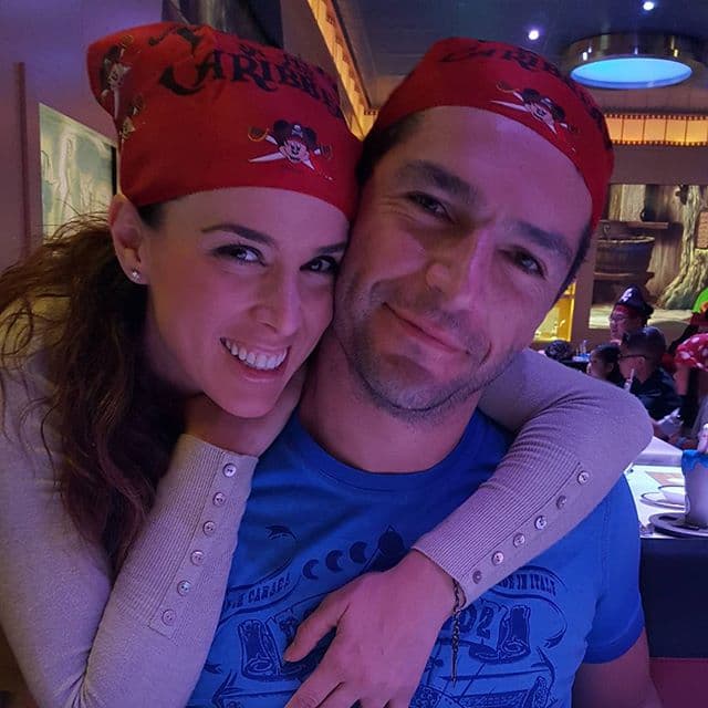 Comenzamos con Jacqueline Bracamontes y su esposo Martín Fuentes porque fueron los últimos papás en confirmarlo.