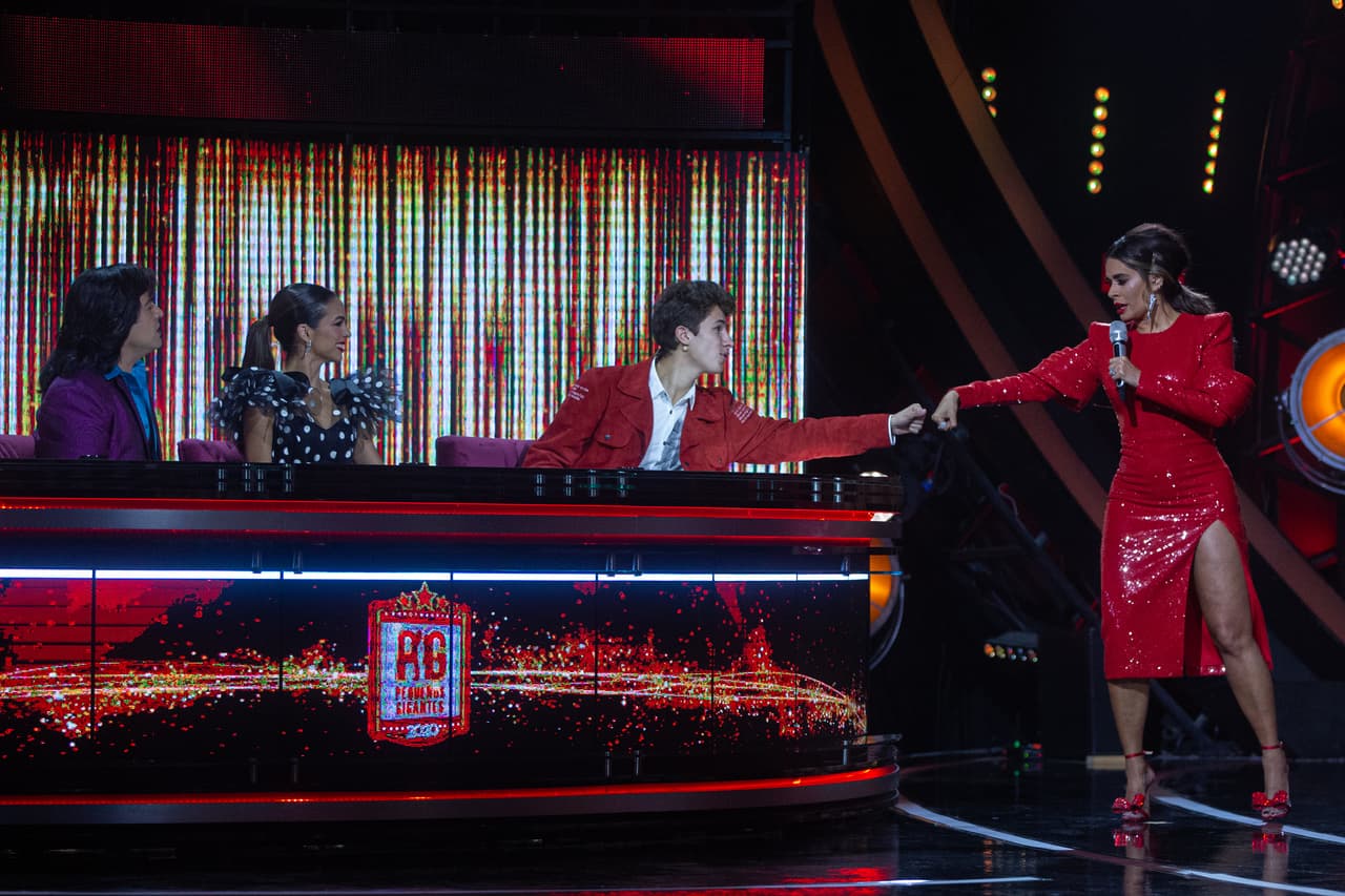 Después de aventarse del paracaídas, Juanpa y Gali han forjado una bonita amistad.