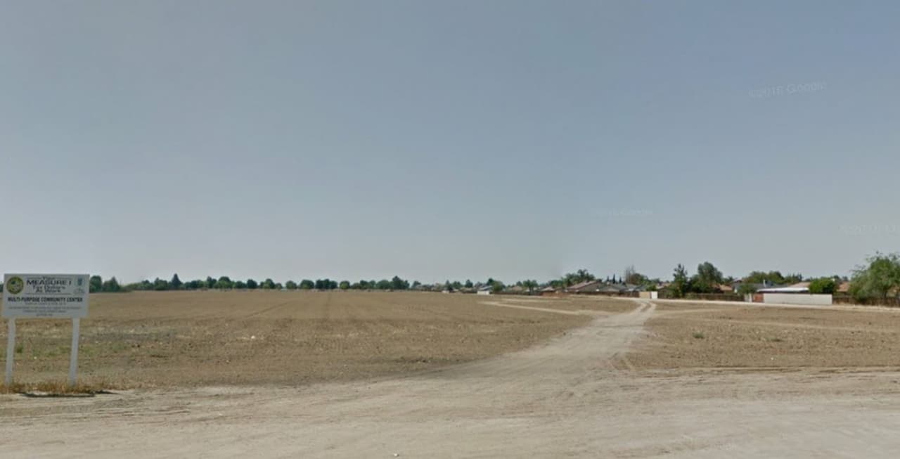 Los habitantes de Delano también contarán con nuevas instalaciones para recrearse. 
<b>Gracias a un monto de $1,800,000 expandirán el parque de la Avenida 11th o Undécima</b>. Crearán un nuevo patio de juegos, con plaza y anfiteatro, una estructura de sombra con mesas y bancos para hacer picnic, arte, paisajismo e iluminación.