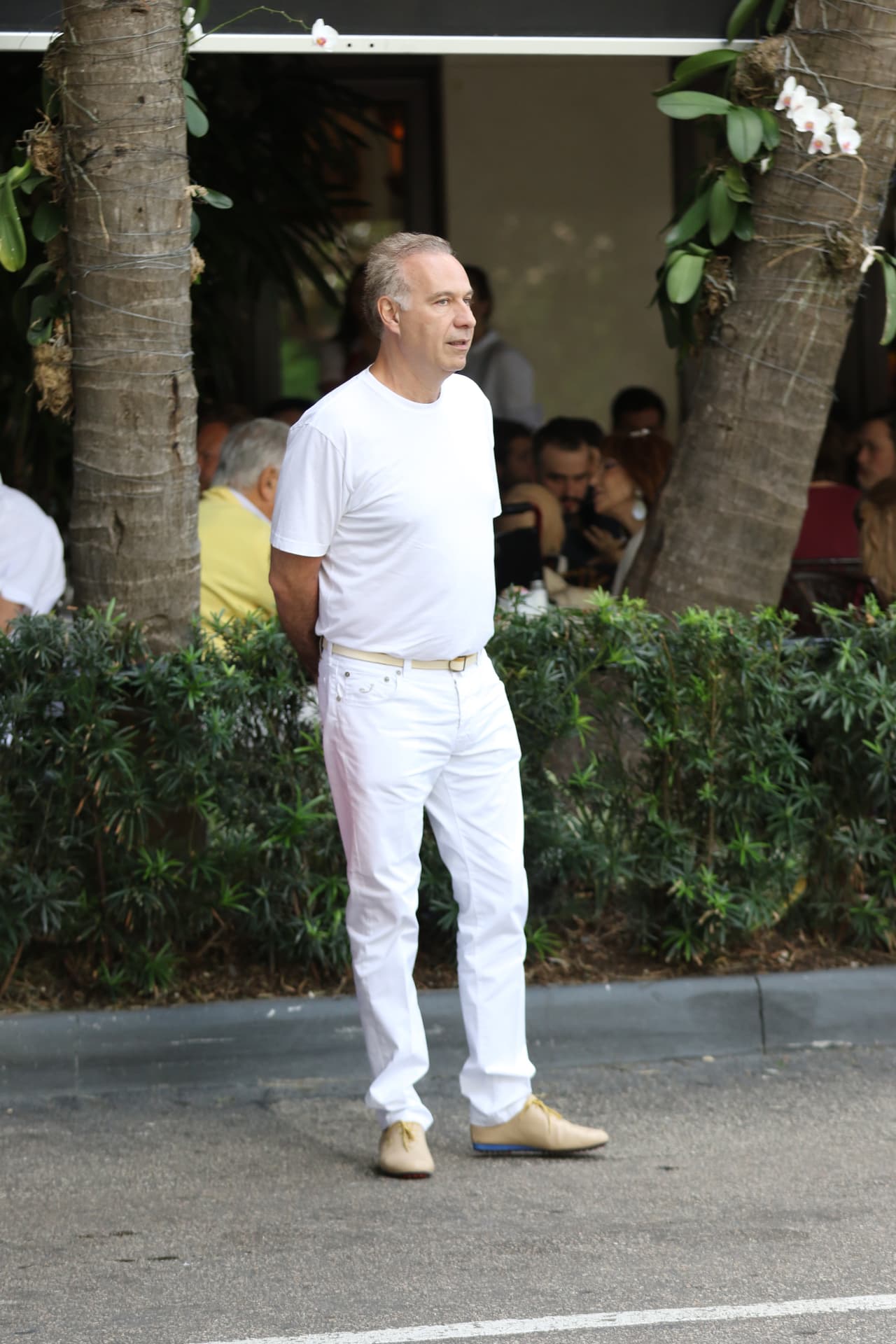 Agregó: "No tuve hijos, pero Dios me mandó esos dos que hubieran sido la carta a Santa Claus que hubiera yo pedido, son los 
<b><a href="https://www.univision.com/famosos/hijastro-de-lety-calderon-aclara-la-relacion-que-tiene-con-sus-hermanos-y-si-la-actriz-le-permite-verlos-fotos">hijos soñados</a></b> de cualquier padre y de cualquier madre", recalcó.
<br>