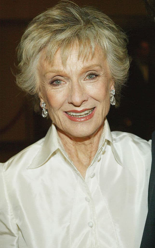 El 26 de enero se apagó para siempre la luz de Cloris Leachman, actriz ganadora de un Oscar que tenía 94 años. Se hizo especialmente conocida entre el público más joven cuando interpretó a la abuela Ida Welker en la serie ‘Malcolm el de en medio’.