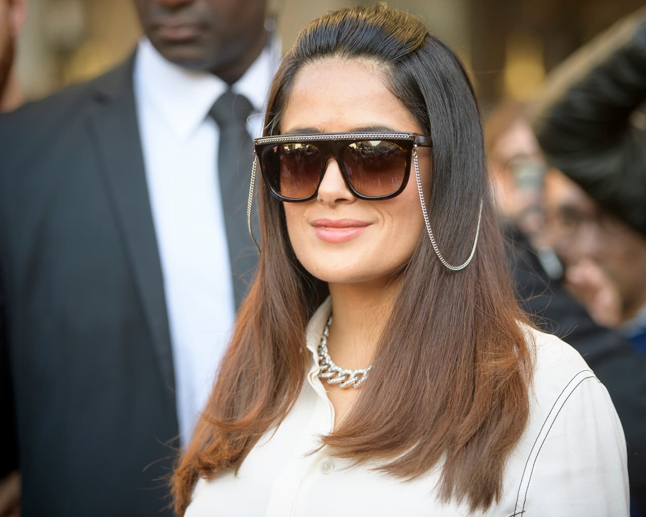 Salma Hayek no duda "ni por un instante" que Trump se sobrepasó con mujeres