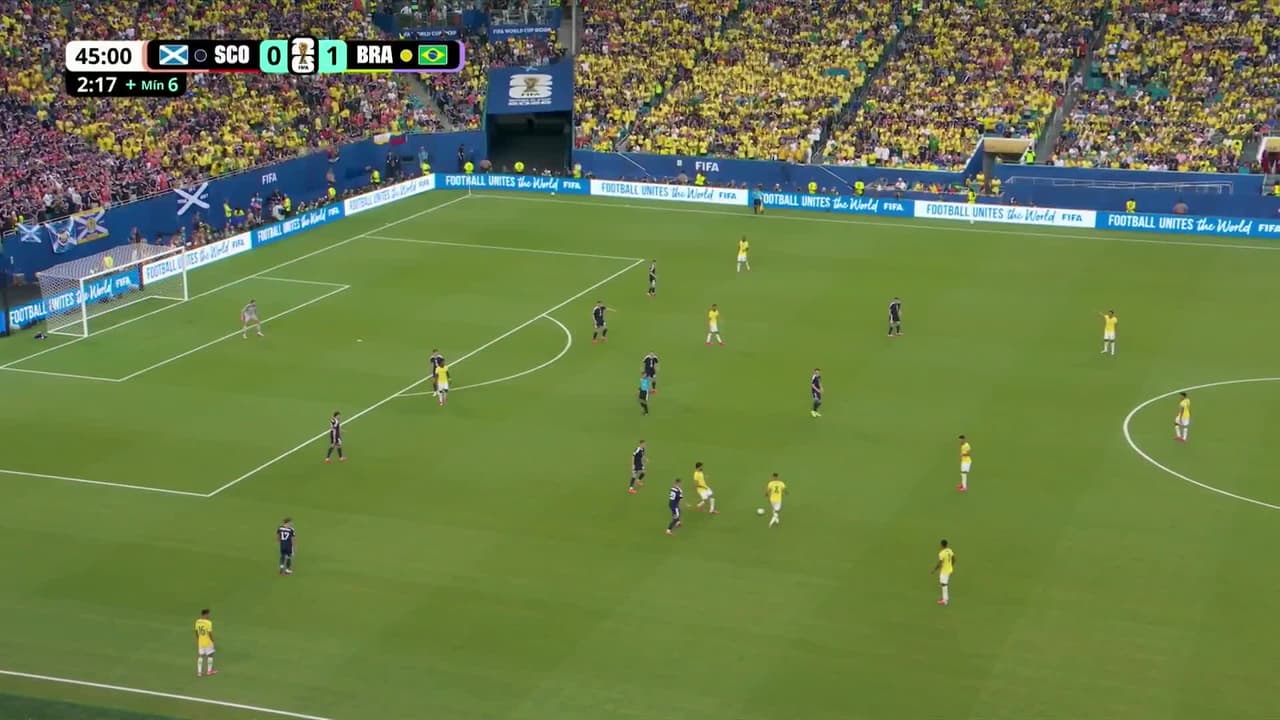 ¡GOL!  anota para Brasil. Vinícius Júnior