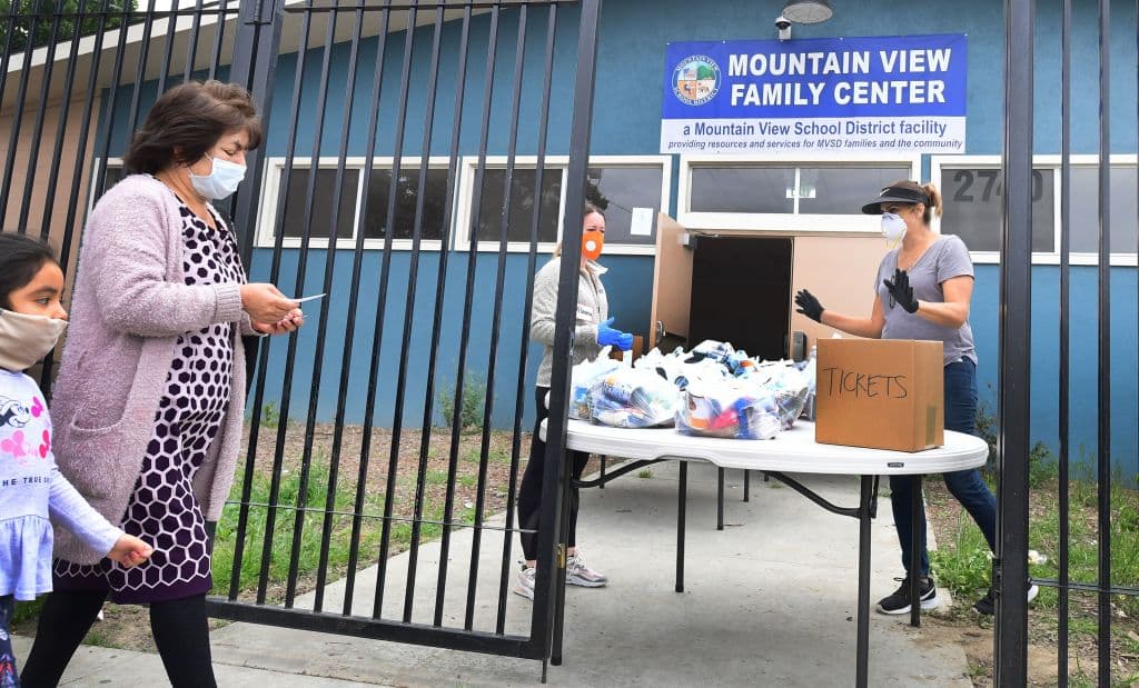 Uno de cada cinco niños en EEUU no recibe suficiente comida desde que empezó la pandemia, según estudio