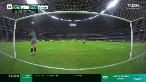 ¡Era un golazo! Jaramillo se anima y Masciarelli la saca con las uñas