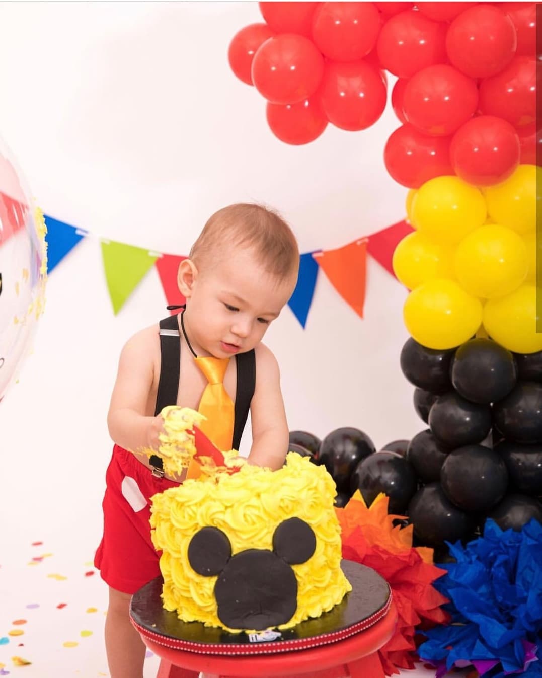 Aunque el quinto hijo de Alan cumplió años en febrero, fue hasta esta primera semana de abril que publicaron las bellas imágenes en sus cuentas de Instagram.