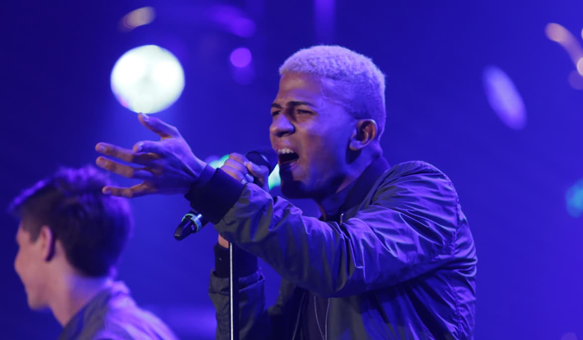 Matthews dejó a los jueces boquiabiertos con su interpretación de 'Take me to church'. Además, Ricky alabó su 'look' diferente.