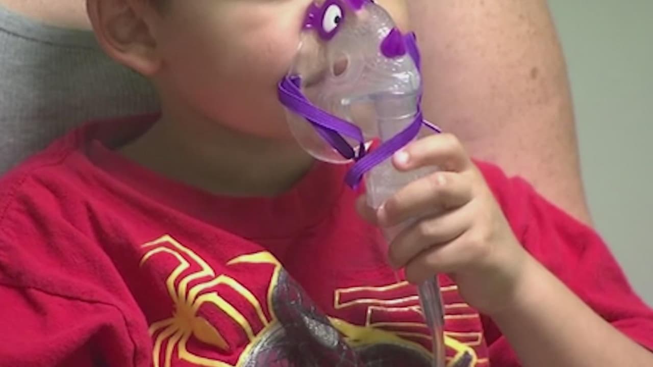 Preocupa aumento de casos de gripa, influenza y RSV en niños en Texas