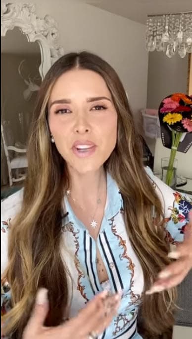 Sobre los tres hijos varones que tiene su ex, además de Bella, Marlene Favela nunca ha querido abordar el tema ante la prensa. 
<br>