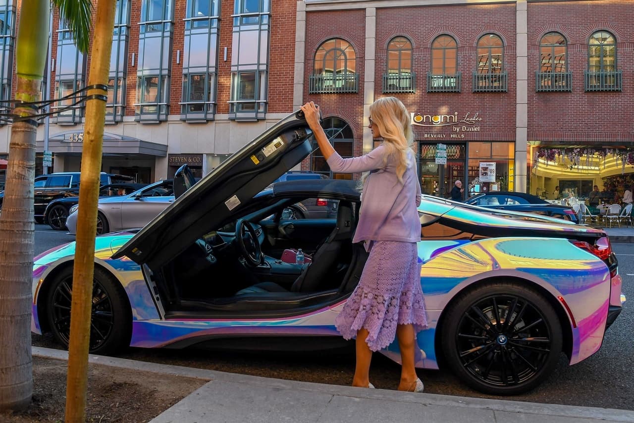 Su preocupación principal era que el auto 
<b>reflejara la luz del sol </b>del sur de California.