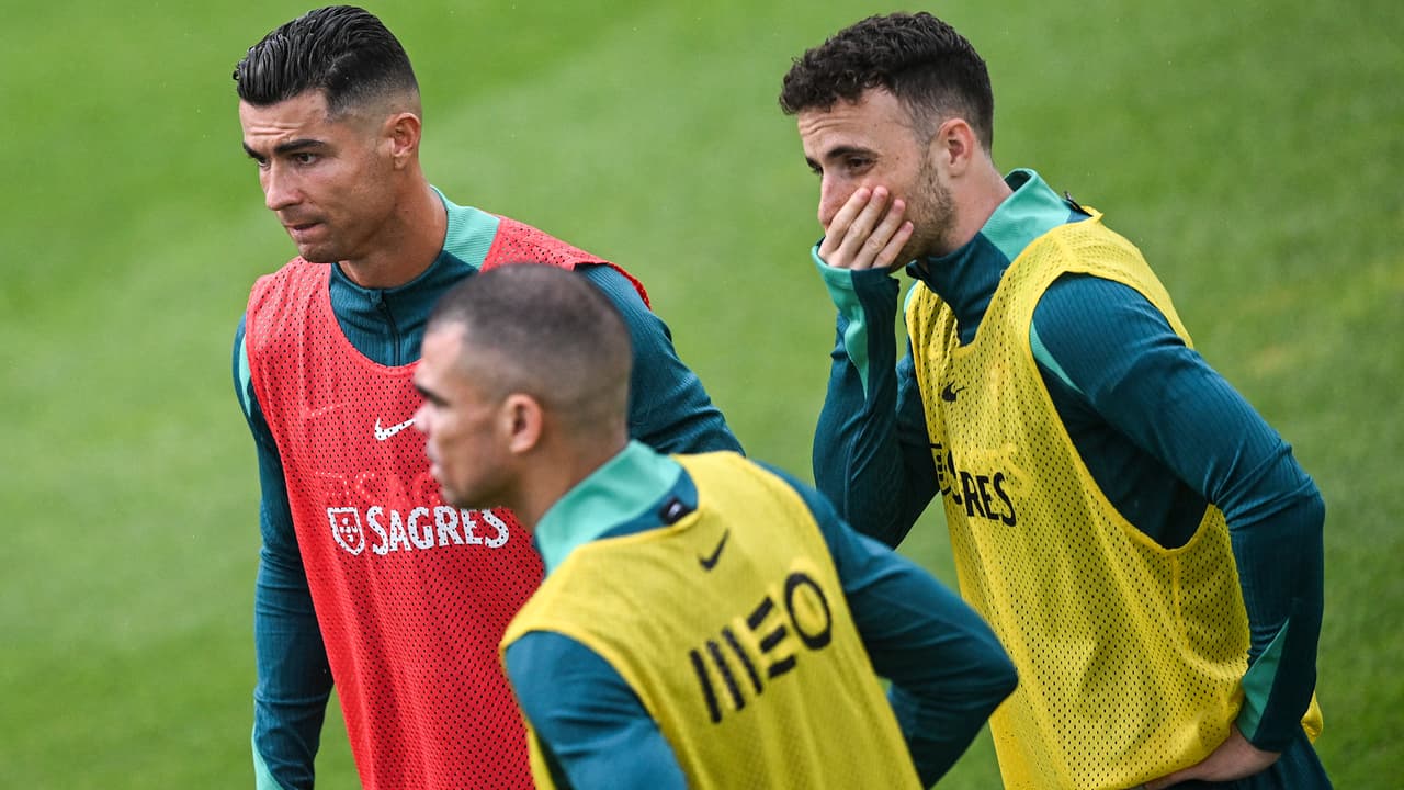 Revenden en cientos de euros los boletos para ver entrenar a Portugal y CR7