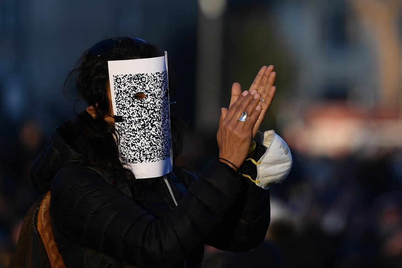 FBI alerta por fraudes con códigos QR: esto debes tener en cuenta