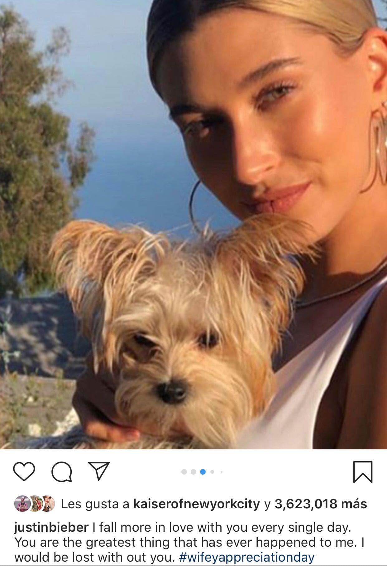 El pasado jueves 15 de agosto, Justin
<b> <a href="https://www.instagram.com/p/B1M9HcNnZ7a/" target="_blank">publicó en su cuenta de Instagram</a></b> varias imágenes de su esposa -como esta- junto a un dulce mensaje.
<br>