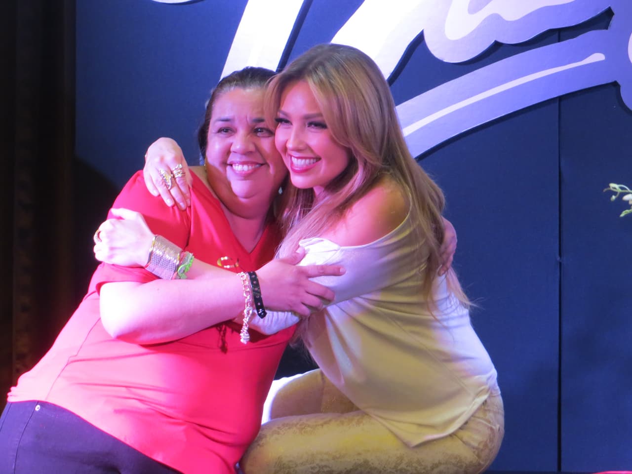 Estaban realmente contentos de verla y hubo hasta quien soltó una que otra lagrimita.