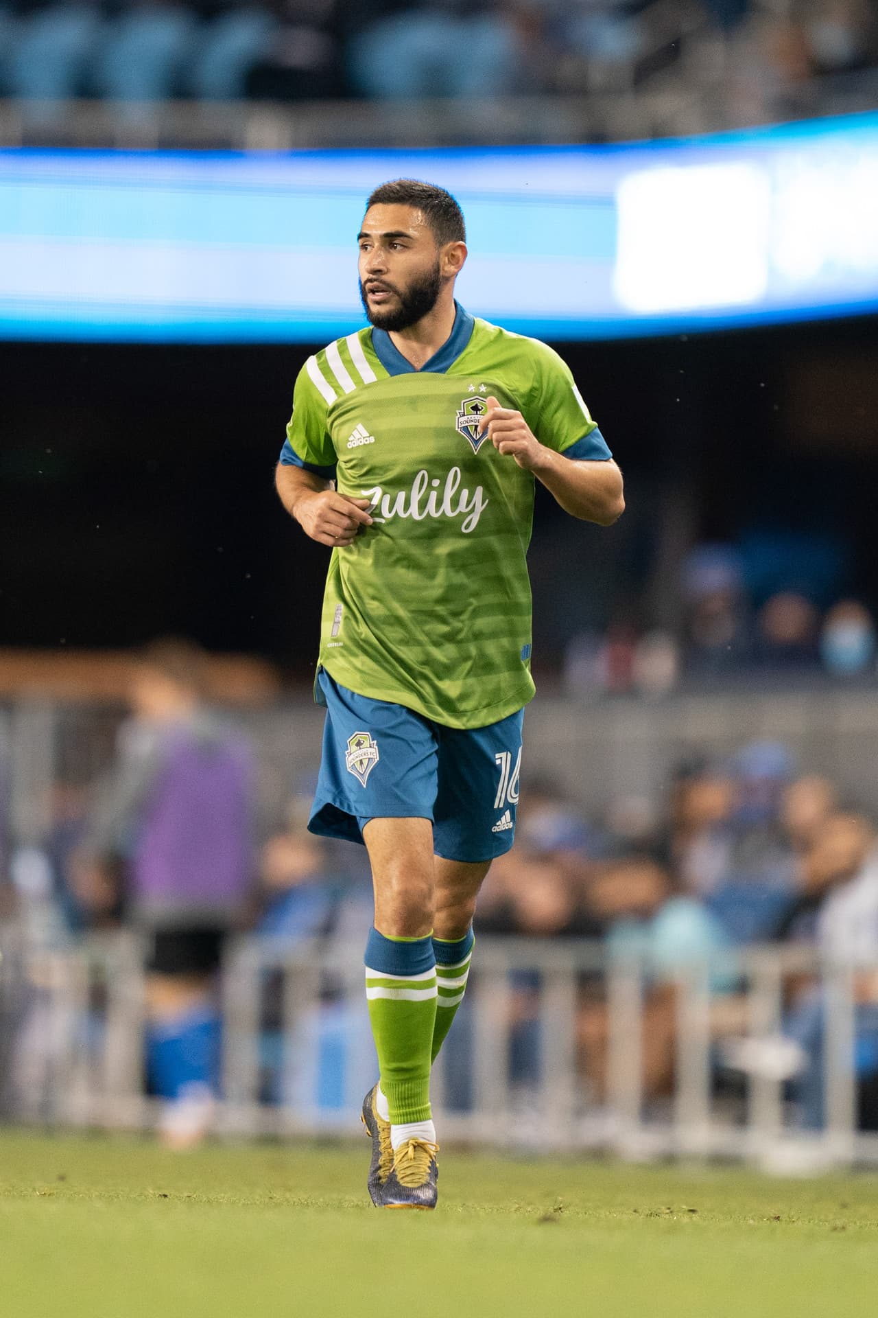 El lateral de Seattle Sounders está viviendo su mejor temporada en MLS. Recientemente hizo su debut internacional con la Selección de El Salvador en la Copa Oro.
<br>