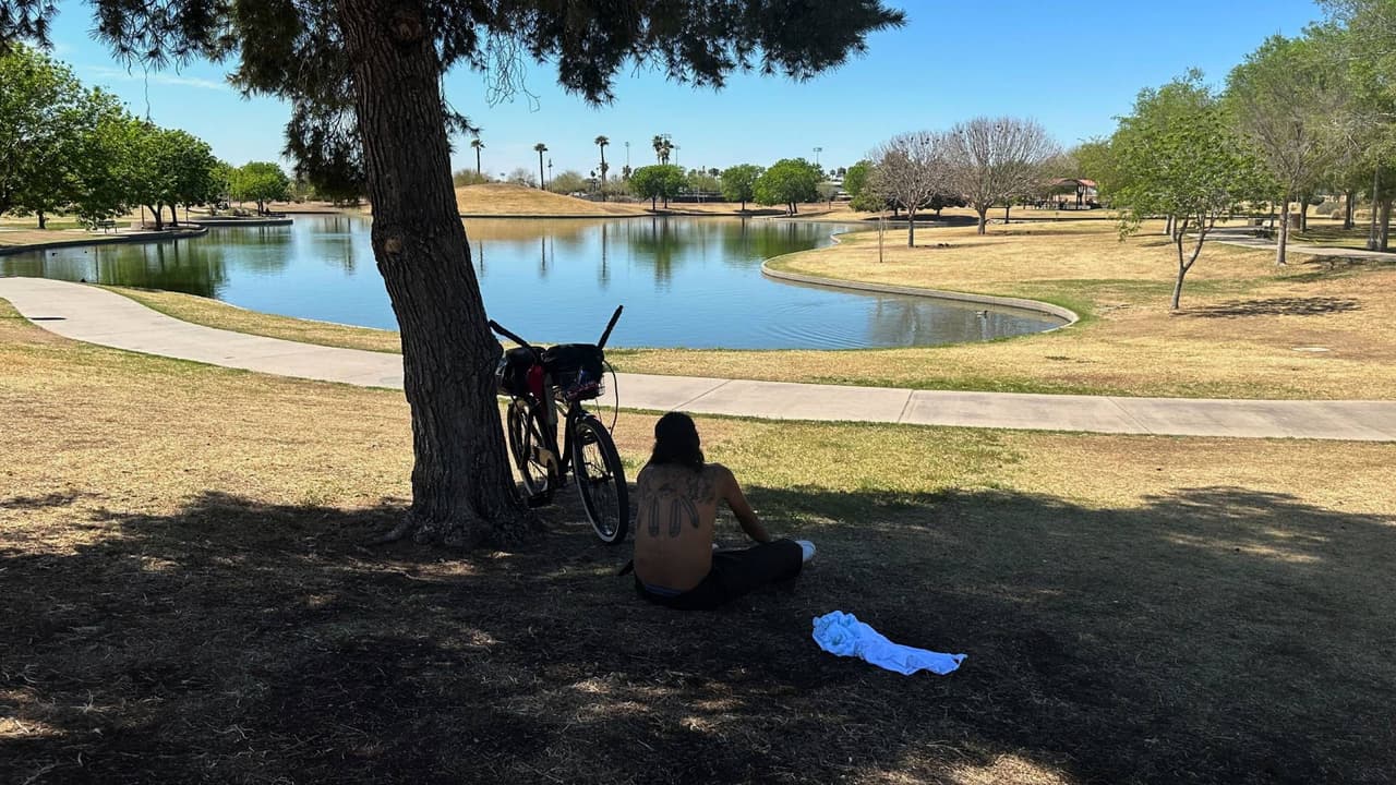 Dónde puedes encontrar centros de enfriamiento ante el pronóstico de calor en Phoenix
