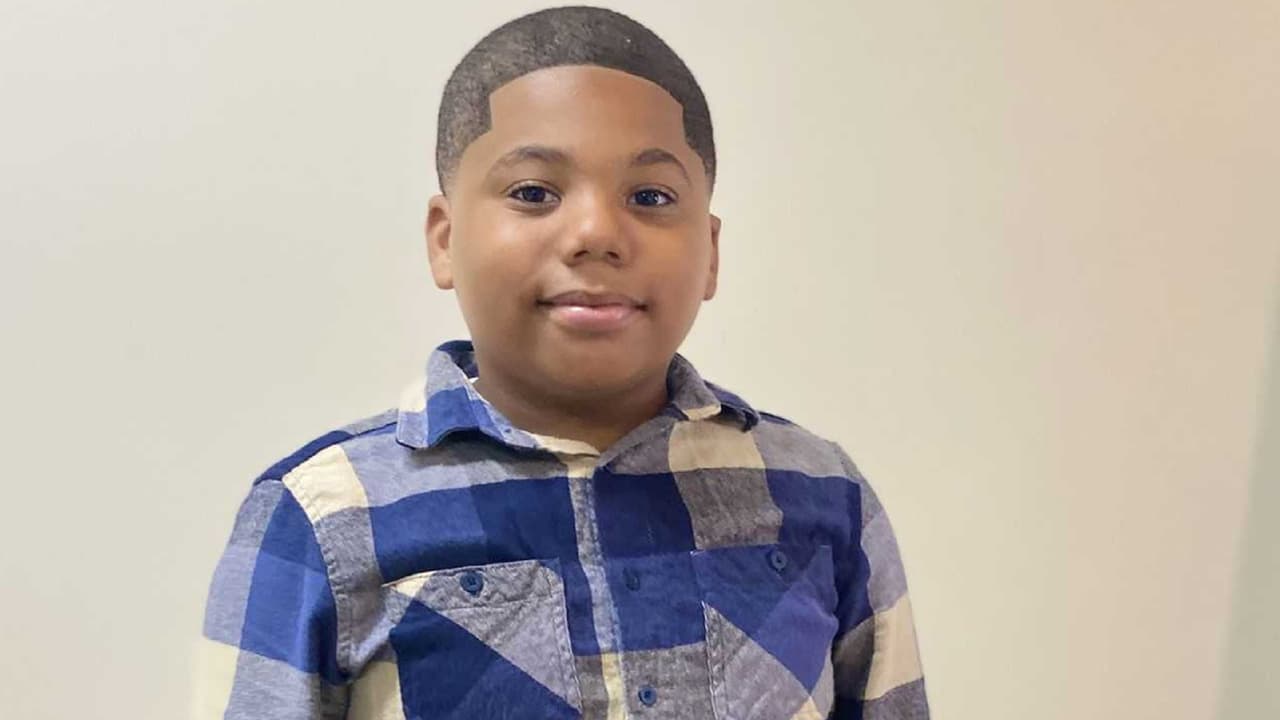 Este niño de 11 años llamó al 911 pidiendo ayuda. Cuando la policía llegó a su casa, le disparó en el pecho