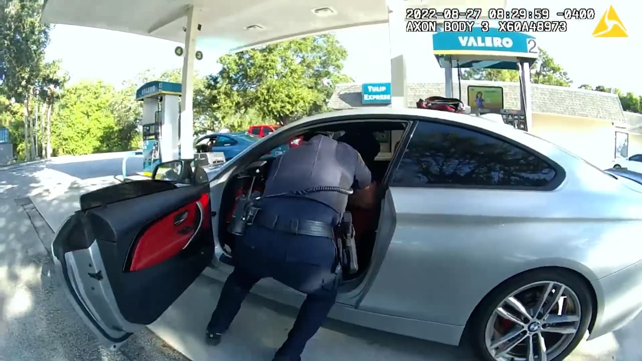 Policía es arrastrado por conductor que intentó escapar