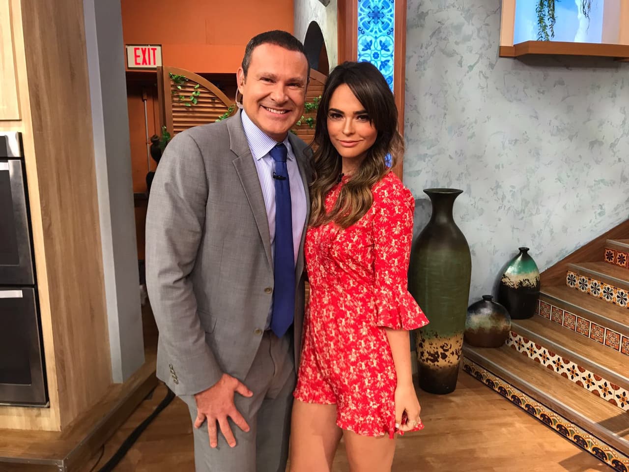 ¡Suertudote! Fue Alan Tacher quien recibió a la bella actriz Fabiola Guajardo.