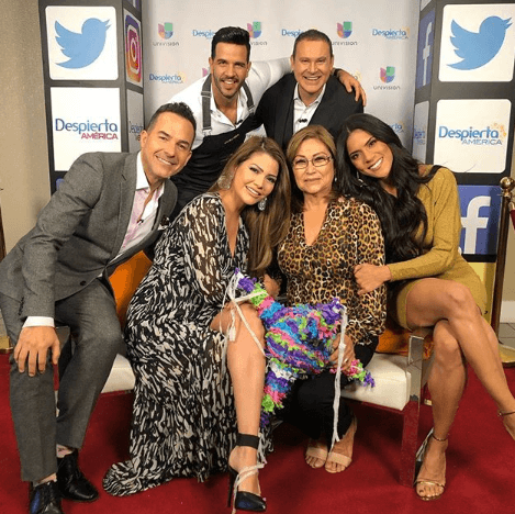 Doña Alicia Montes estaba feliz de estar rodeada de tanto amor y la familia extendida de Ana Patricia, que también es la suya.