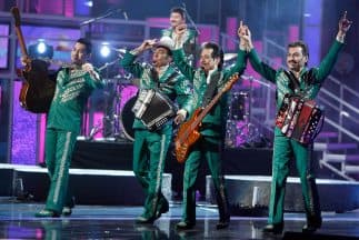 Censuran a Los Tigres del Norte por sus narcocorridos
