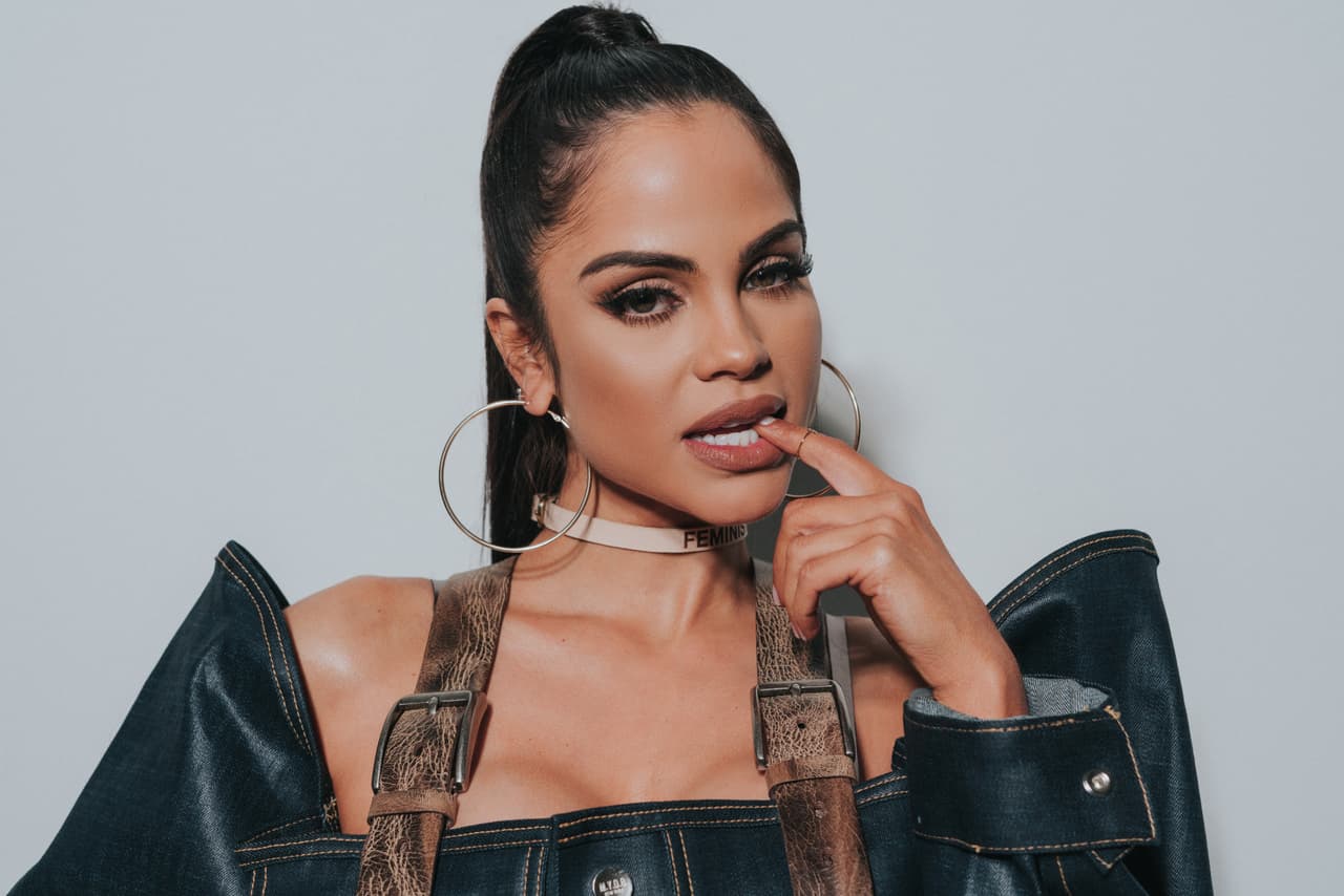 Natti Natasha es una de las mujeres más nominadas este año, junto a Karol G, en Premio Lo Nuestro con seis categorías. La dominicana, ganadora de cuatro galardones PLN, estará cantando sus más grandes éxitos.
