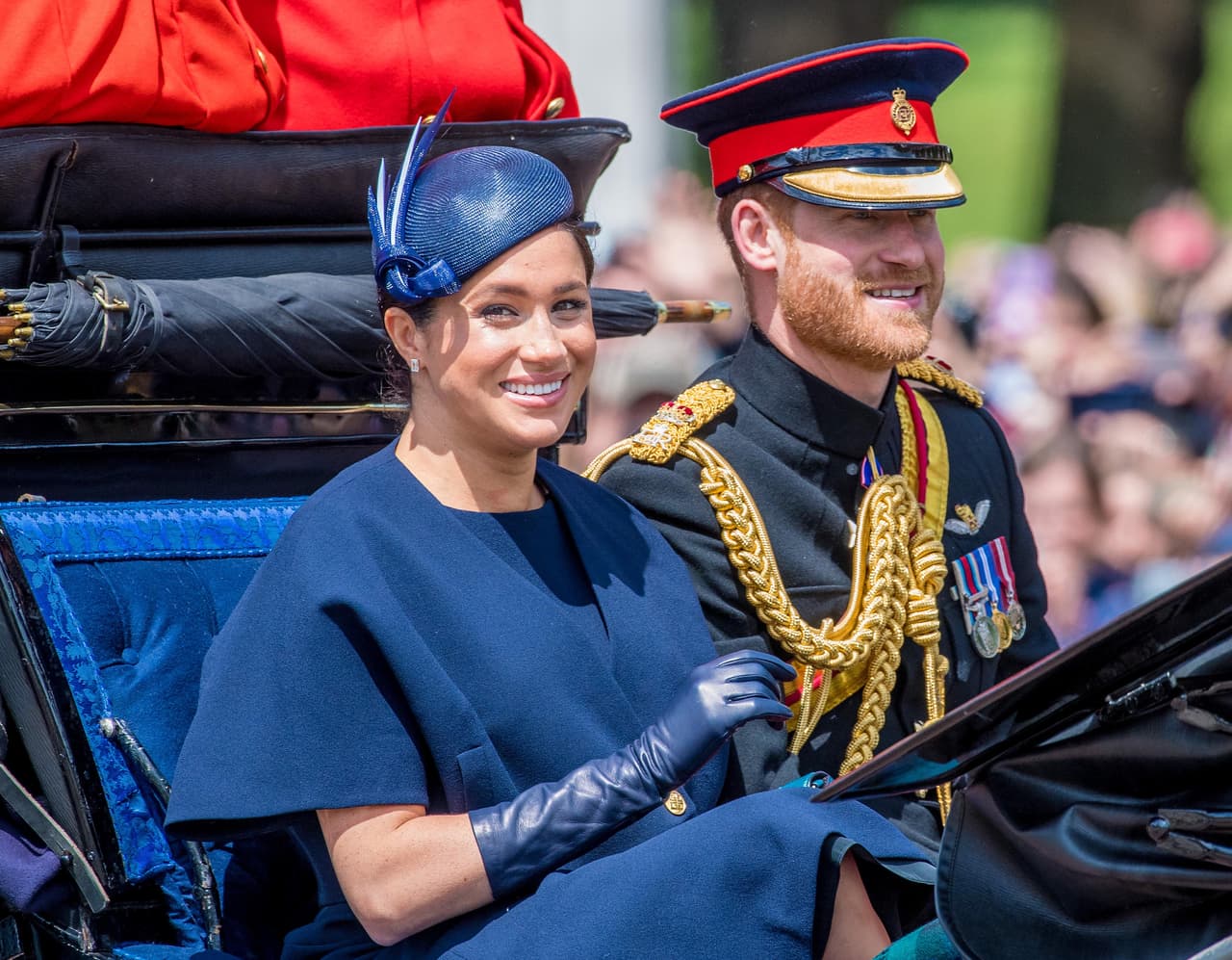 Tanto la duquesa como el príncipe fueron parte del Trooping the Colour, desfile militar en honor a la reina Isabel II por su cumpleaños 93.