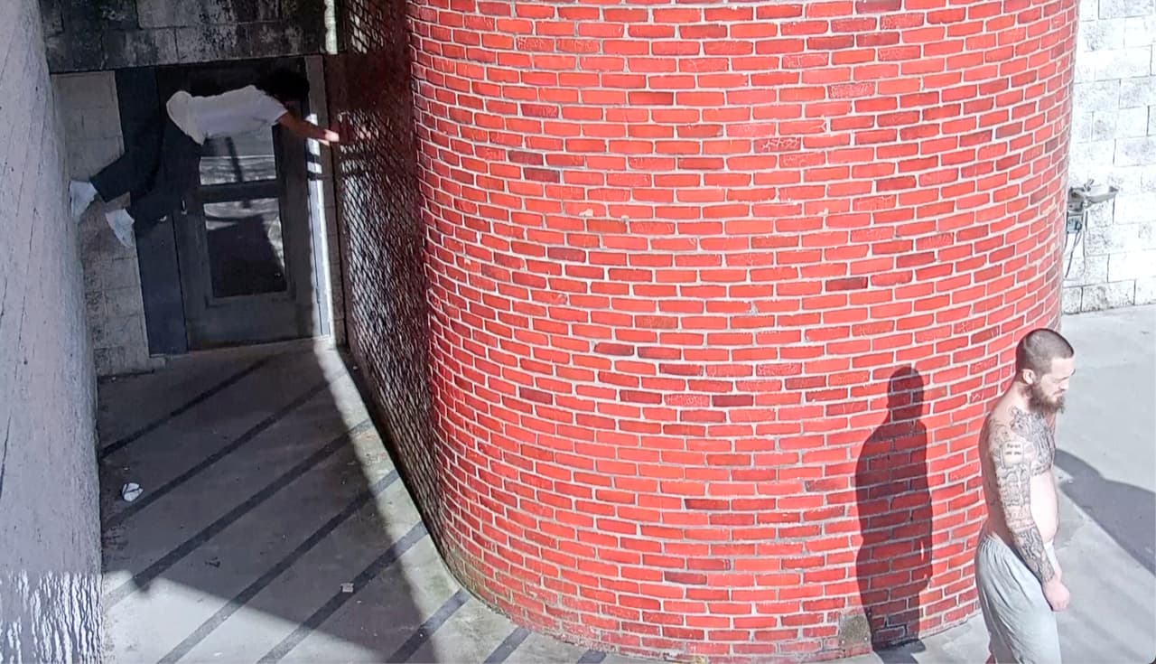 El guardia que estaba encargado de la torre cuando Danelo Cavalcante escapó, fue separado de su cargo.