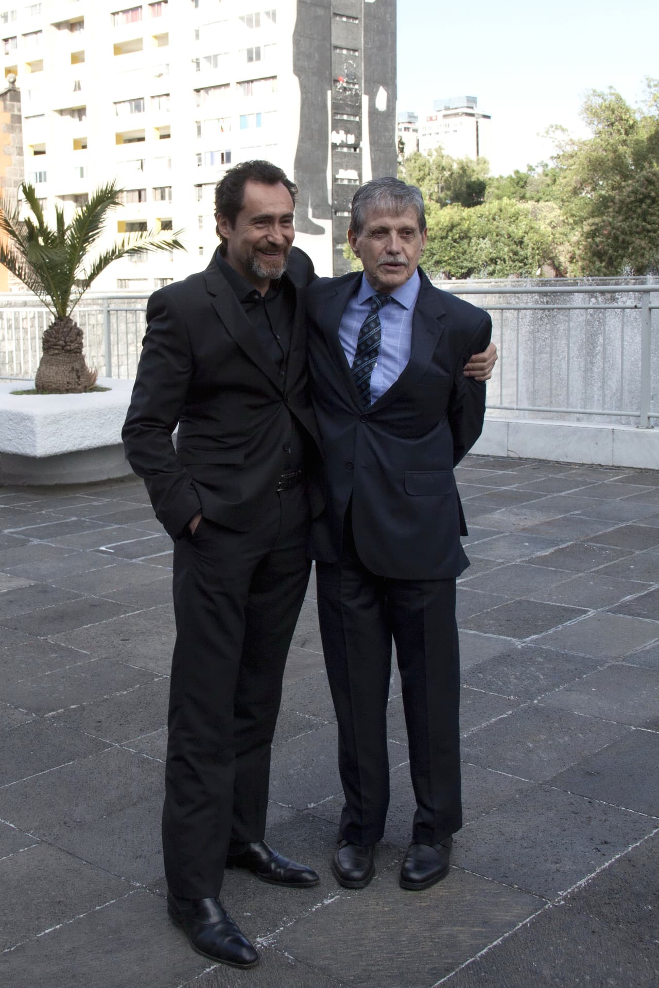 Mencionó que el actor optó por otro tratamiento médico recientemente para obtener mejores resultados frente al cáncer.
<br>