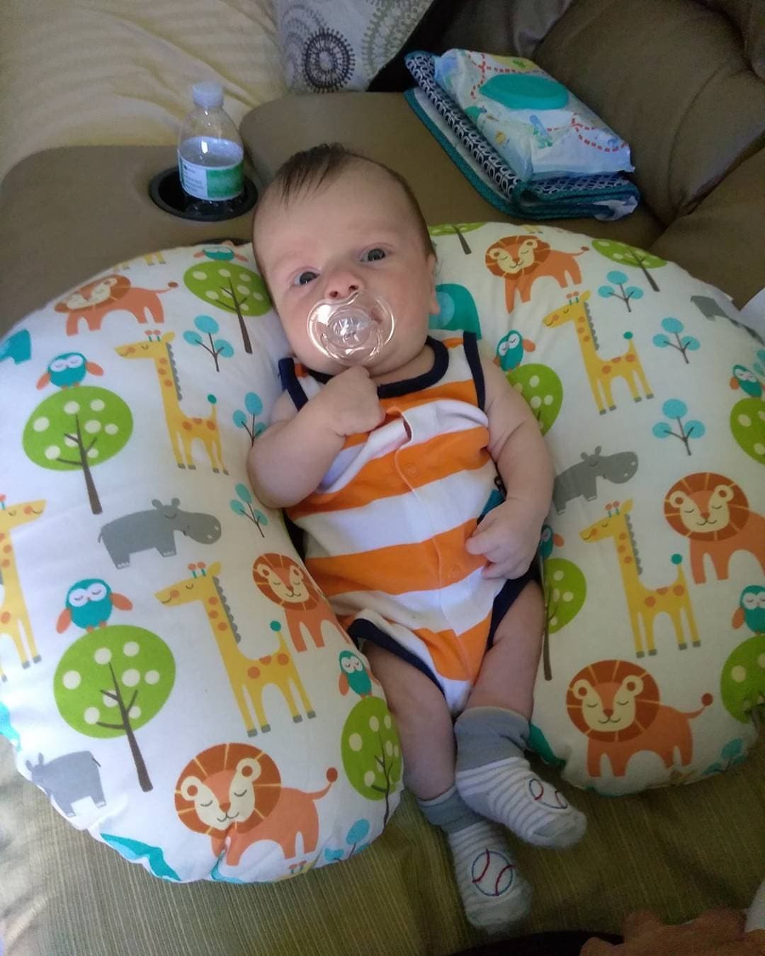 Después de la hospitalización de emergencia que tuvo el pequeño Sebastián, Carlitos 'El Productor' consideró "algo increíble" que su hijo pasara su primera Navidad junto a él y su esposa.