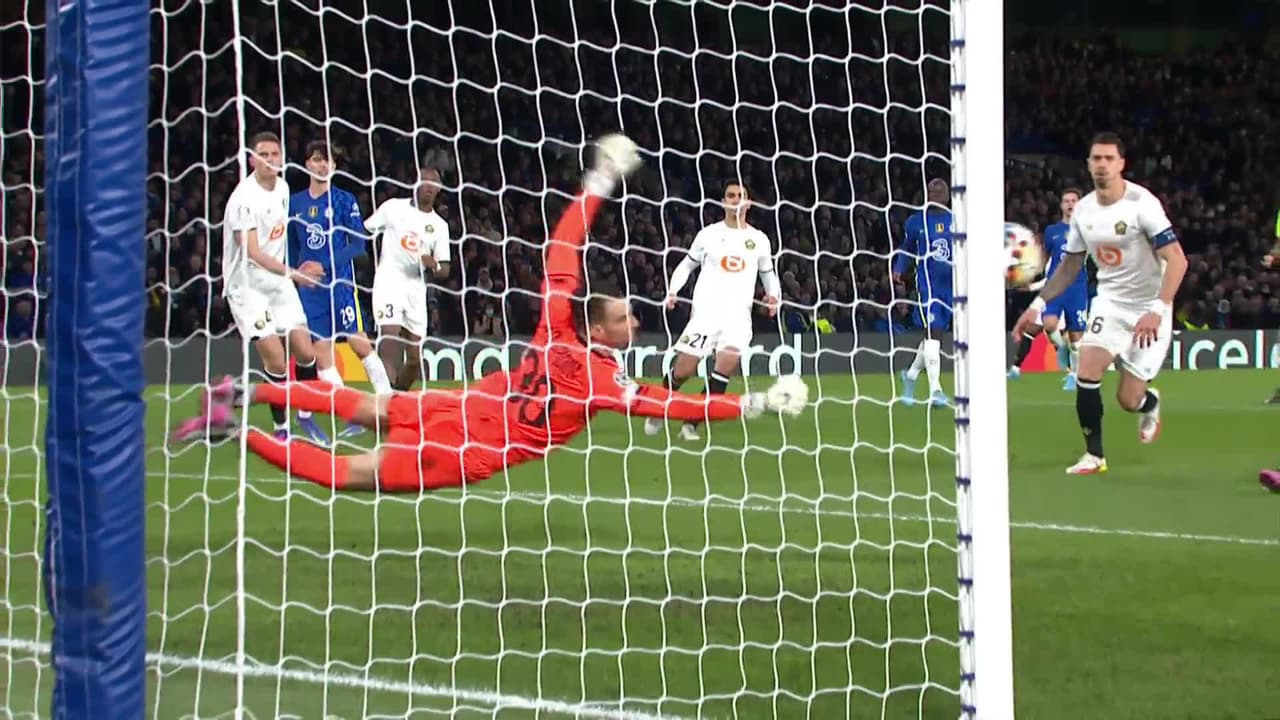 ¡GOL!  anota para Chelsea. Kai Havertz