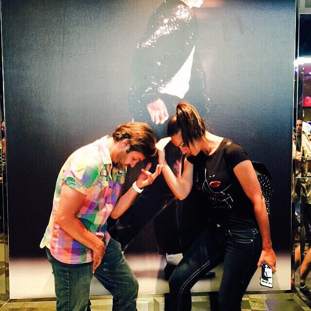 Además son una pareja que se divierte mucho. Las ocurrencias no han de faltar entre ellos.