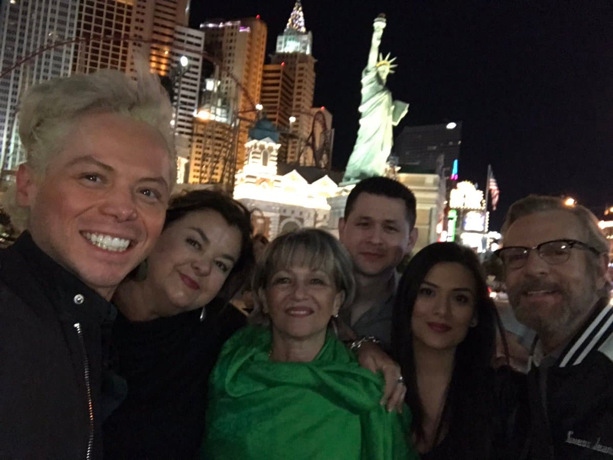 Ahí fueron acompañados de familiares y amigos que fueron testigos de la unión de su amor.