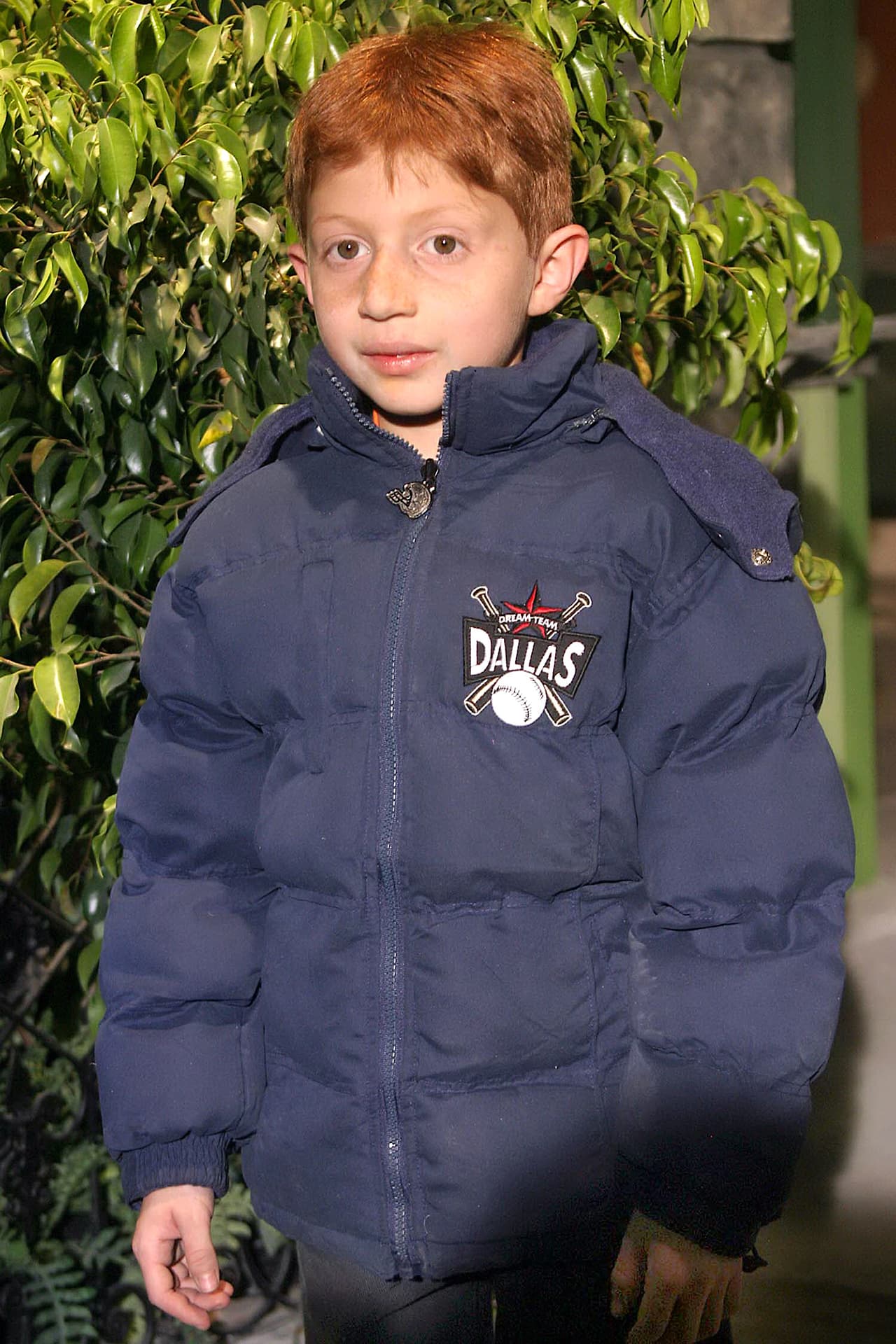 "Hasta luego, mi amor, 
<b>allá vamos contigo</b>, mi rey, espéranos", dijo, abrazada de otra de sus hijas. 
<br>