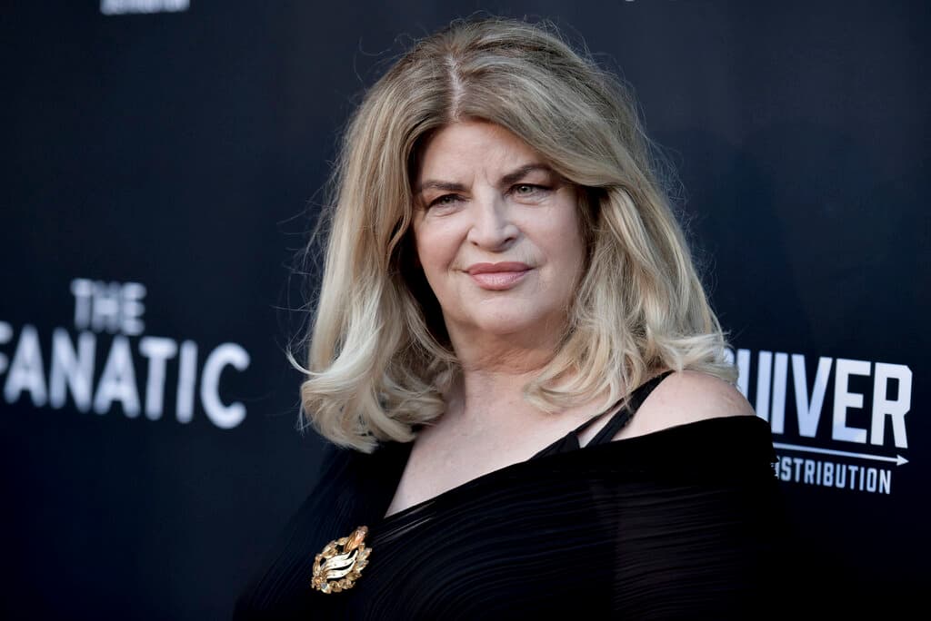 ¿Es posible ignorar un cáncer colorrectal avanzado? Así le ocurrió a la actriz Kirstie Alley