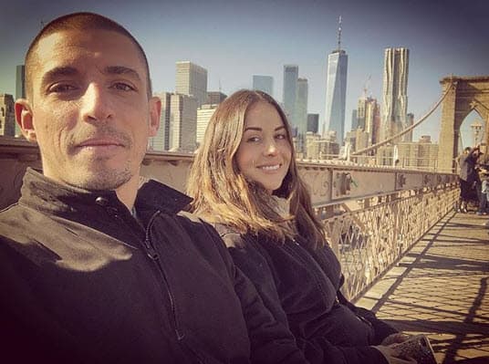 La pareja llegó al altar el 22 de noviembre de 2014 en Nayarit, México, después de un año de noviazgo.