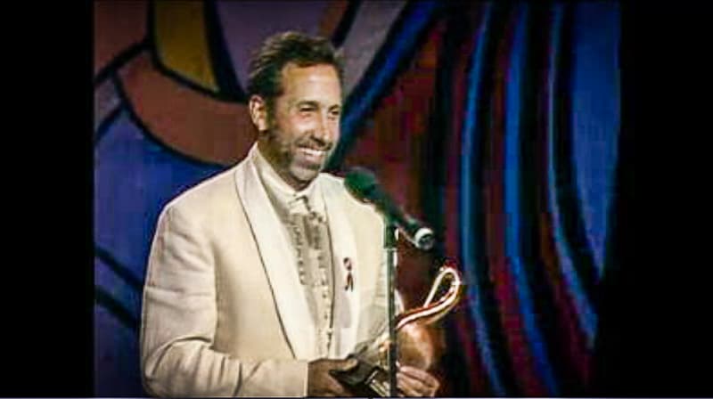 El premio de mayor distinción, Premio a la Excelencia, lo recibió el músico y productor cubano, Emilio Estefan a manos de Rey Rodríguez, presidente de Univision, y Celia Cruz. Emilio dijo estar muy agradecido de recibir un premio así en Miami con el pueblo que lo vio nacer. Su madre estuvo presente esa noche.
