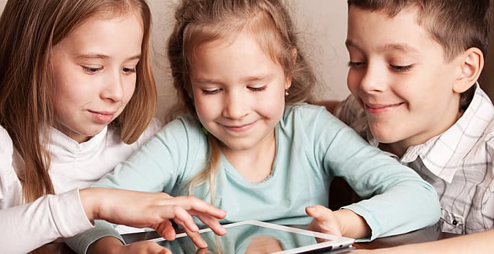 Tabletas para niños: aprende el arte de moderar su uso sin drama ni berrinches