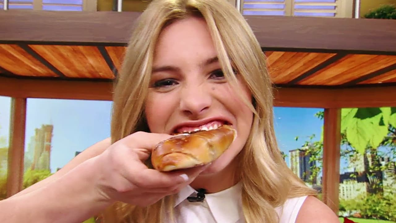 Lele Pons no aguantó y devoró sus 'cachitos' venezolanos