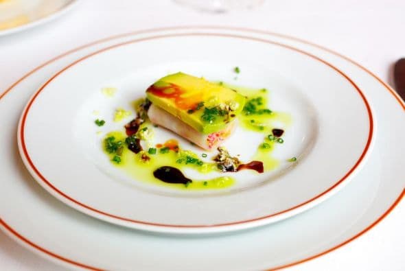 Un platillo como este puedes deleitar en L’Arpège en Paris, Francia.